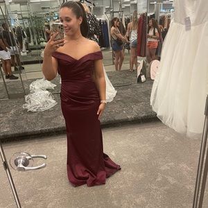 Davids Bridal Dress, Burgundy, Off the shoulder, Prom, Bridesmaids,Holiday Dress